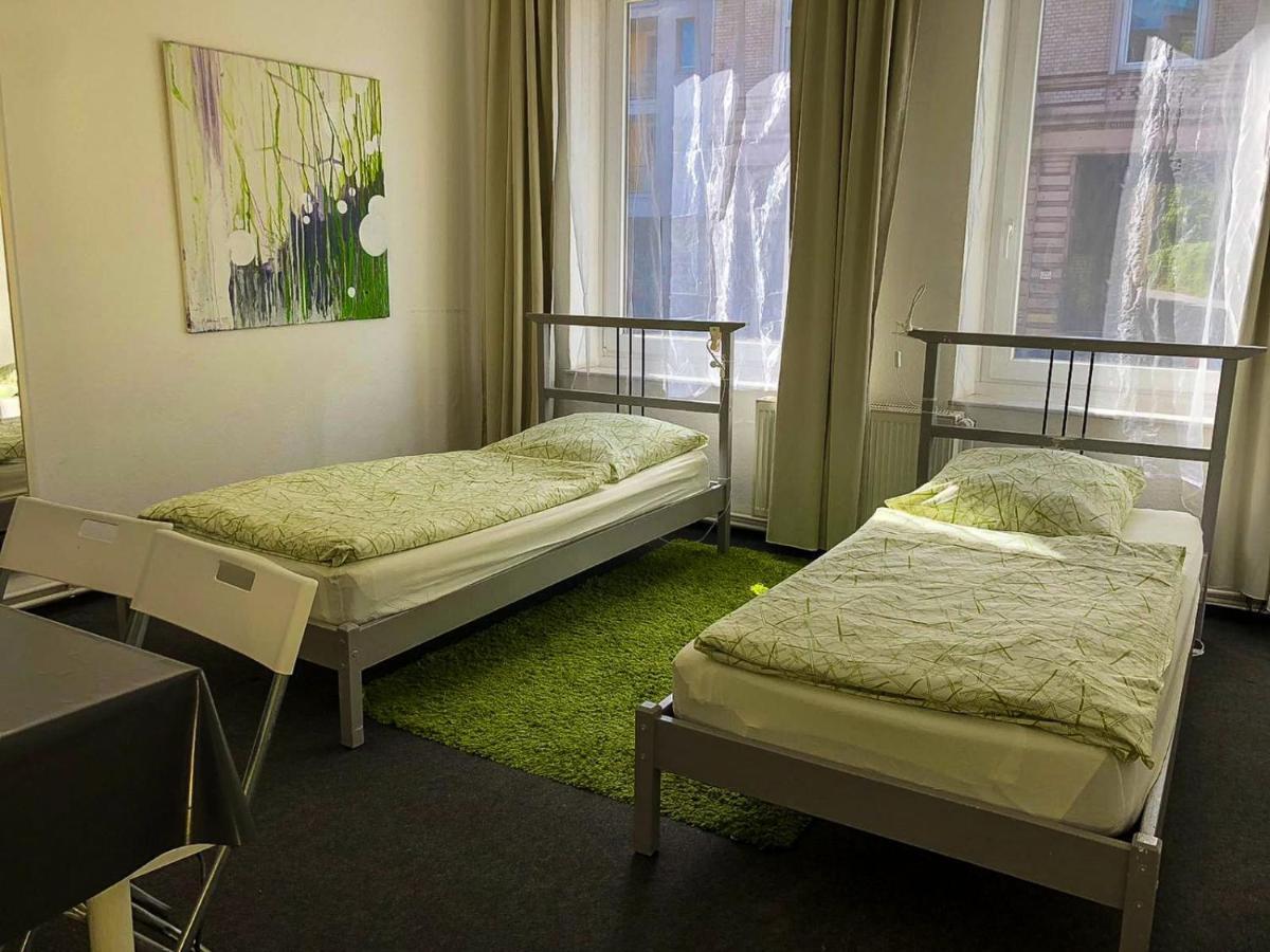 Bedpark Altona Pension Hamburg Eksteriør bilde
